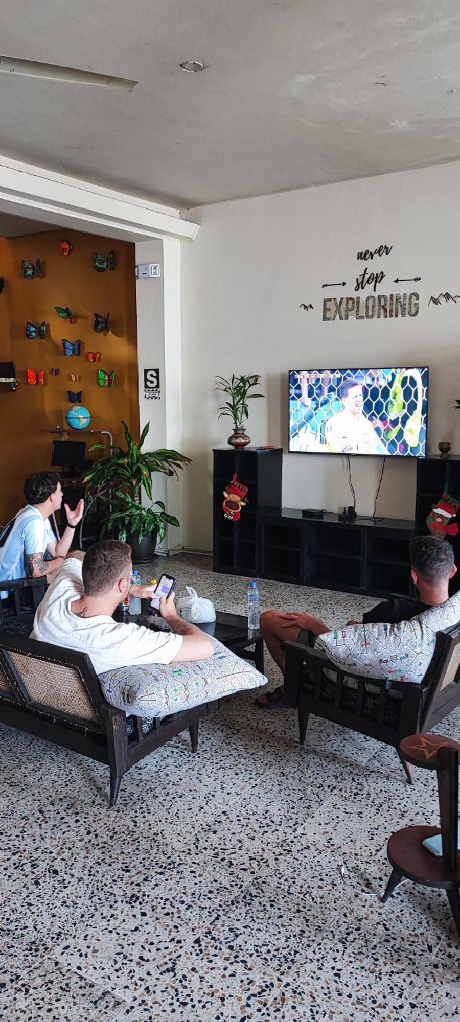 Flying Dog Hostel Iquitos Eksteriør billede