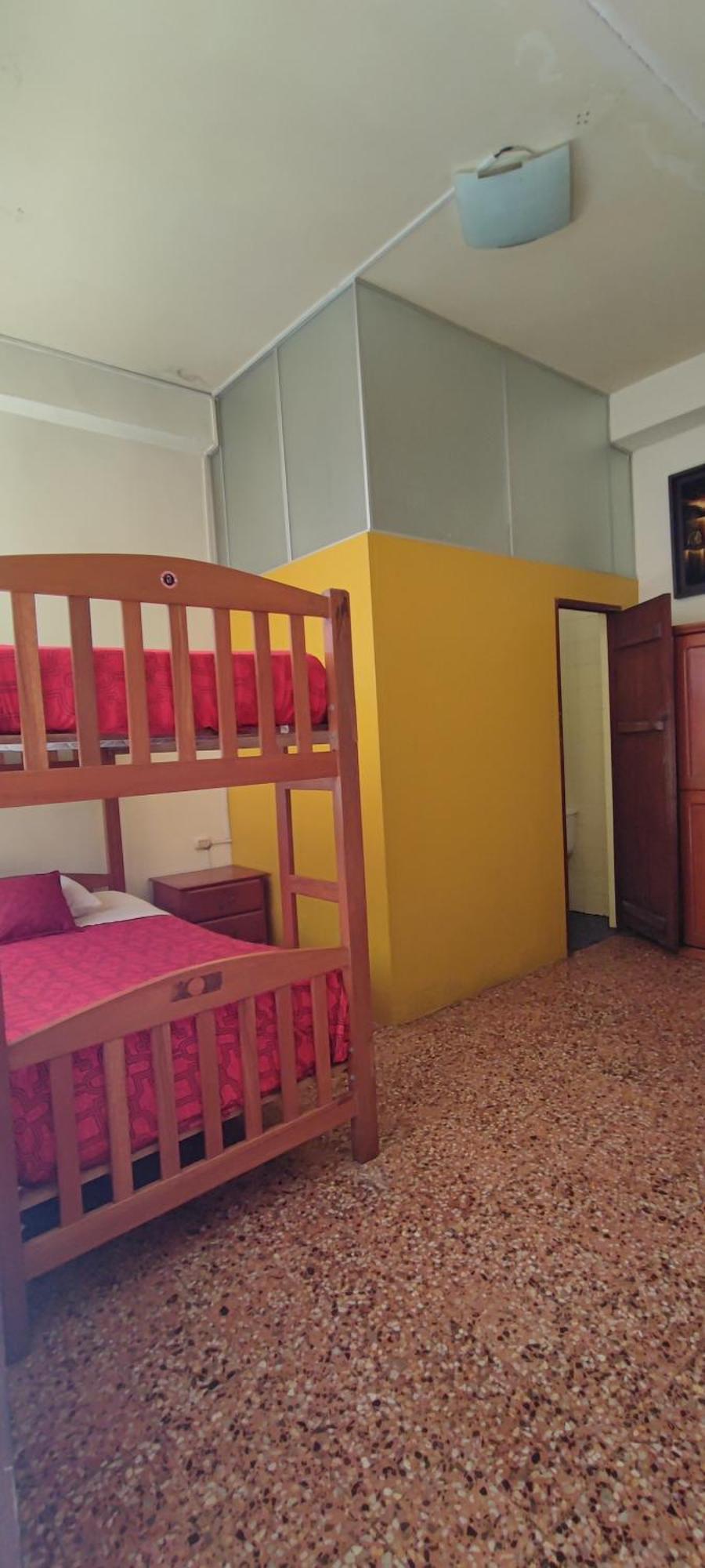 Flying Dog Hostel Iquitos Eksteriør billede
